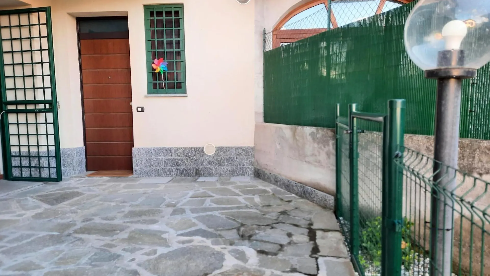 Appartamento Il Tulipano Brezzo Italien